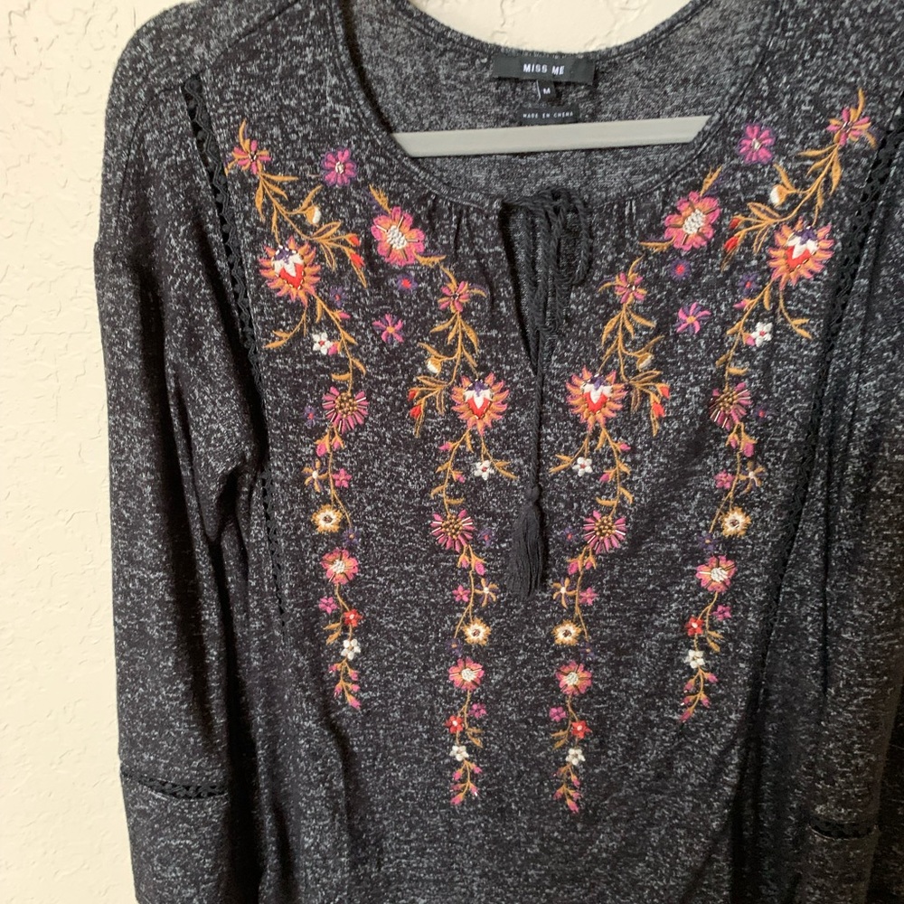 Miss me top/ blouse with floral embroidery